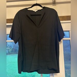 VINCE linen blend short sleeved shirt. Medium. Black.